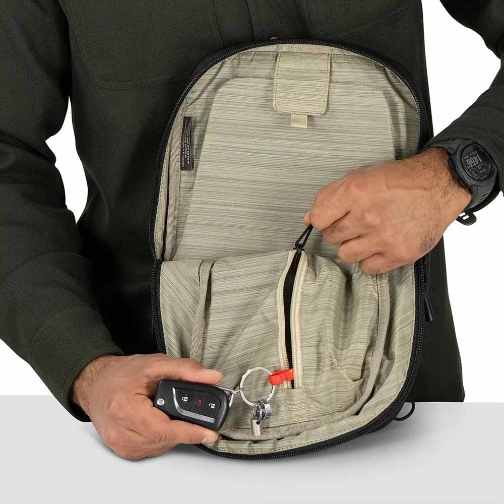 Osprey Aoede Sling skuldertaske (unisex) med et åbent rum