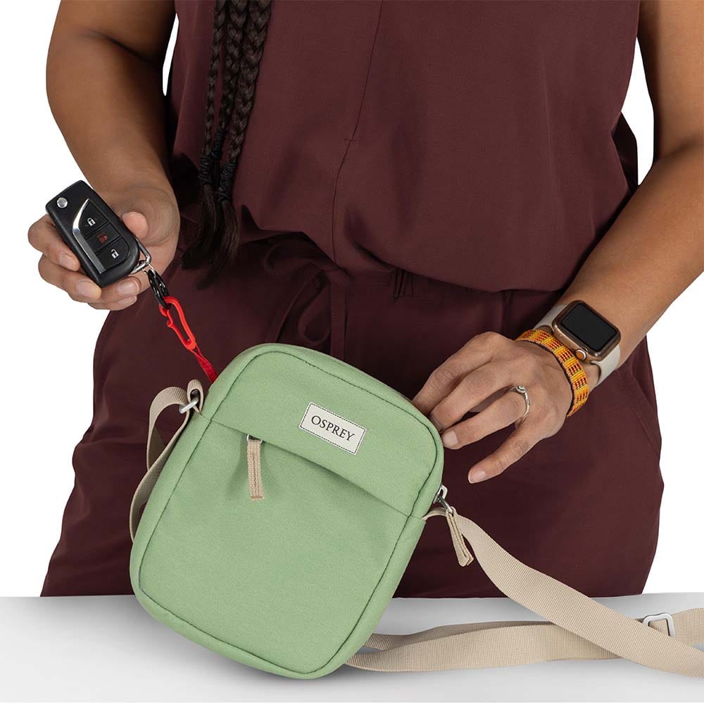 ekstra detaljer på Arcane Small Crossbody skuldertaske (unisex)