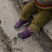 Kavat Iggesund WP vandtætte sneakers (børn) på et barn