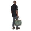 en mand bærer Osprey Transporter Gear Tote 28L taske (unisex)