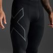 detaljer på 2XU Light Speed Compression Tights træningsbukser (herre)