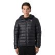 en model bærer en Fila Milano regular hooded thin puffer jakke (herre)