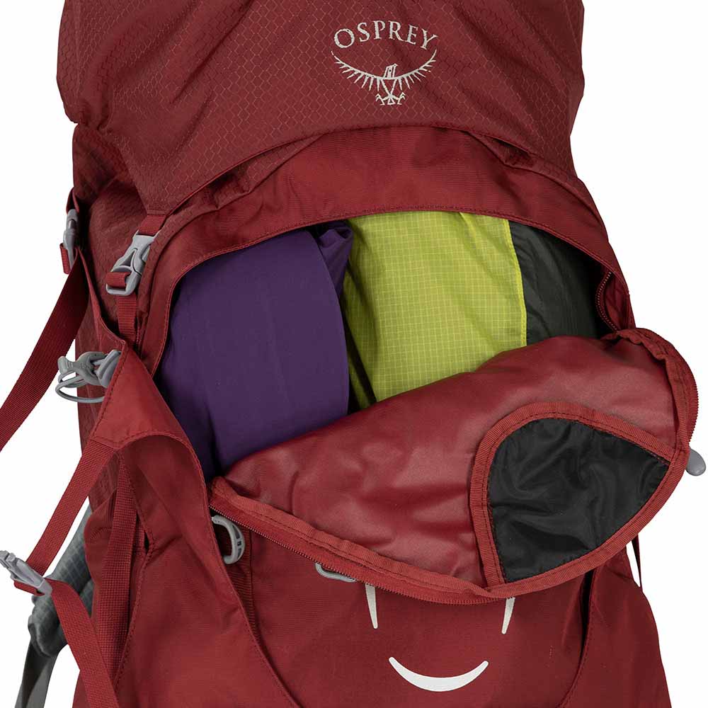 Lynlåslomme på Osprey Ariel 55 vandreryggsæk (dame)