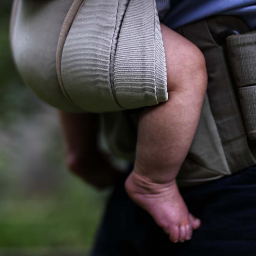 fodstøtte på Osprey Poco Soft Child Carrier bæresele (unisex)