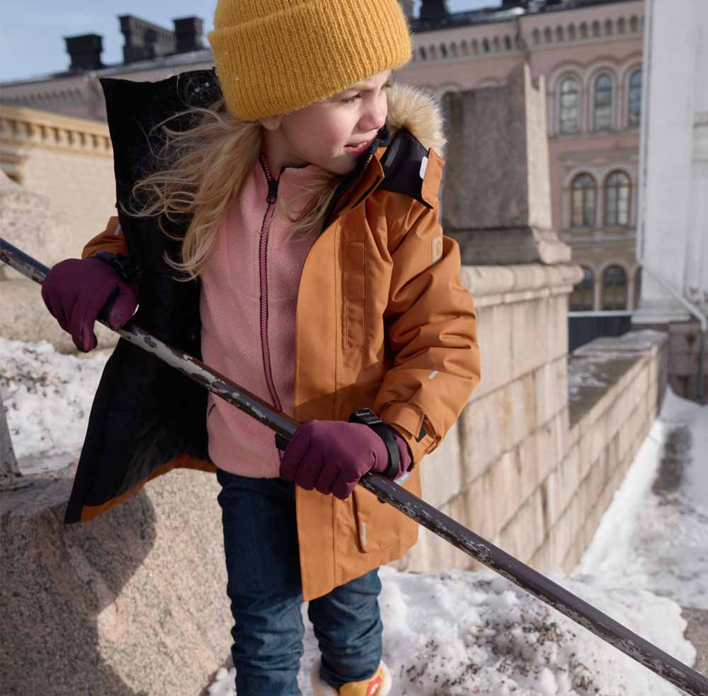 Reima Reimatec gloves, Tartu på model
