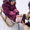 Reima Winter boots Muhvari vinterstøvler (børn) på en pige der kører sparkesykkel