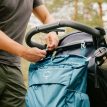 Osprey Poco™ Changing Tote skiftetaske (unisex) på en barnevogn