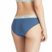 Bagsiden af Adidas Scoop Brief trusser (dame) på en model