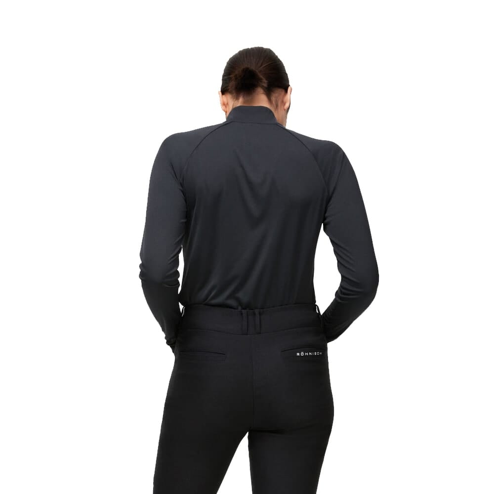 En model iført Röhnisch Addy Long Sleeve træningstrøje (dame) vender ryggen til