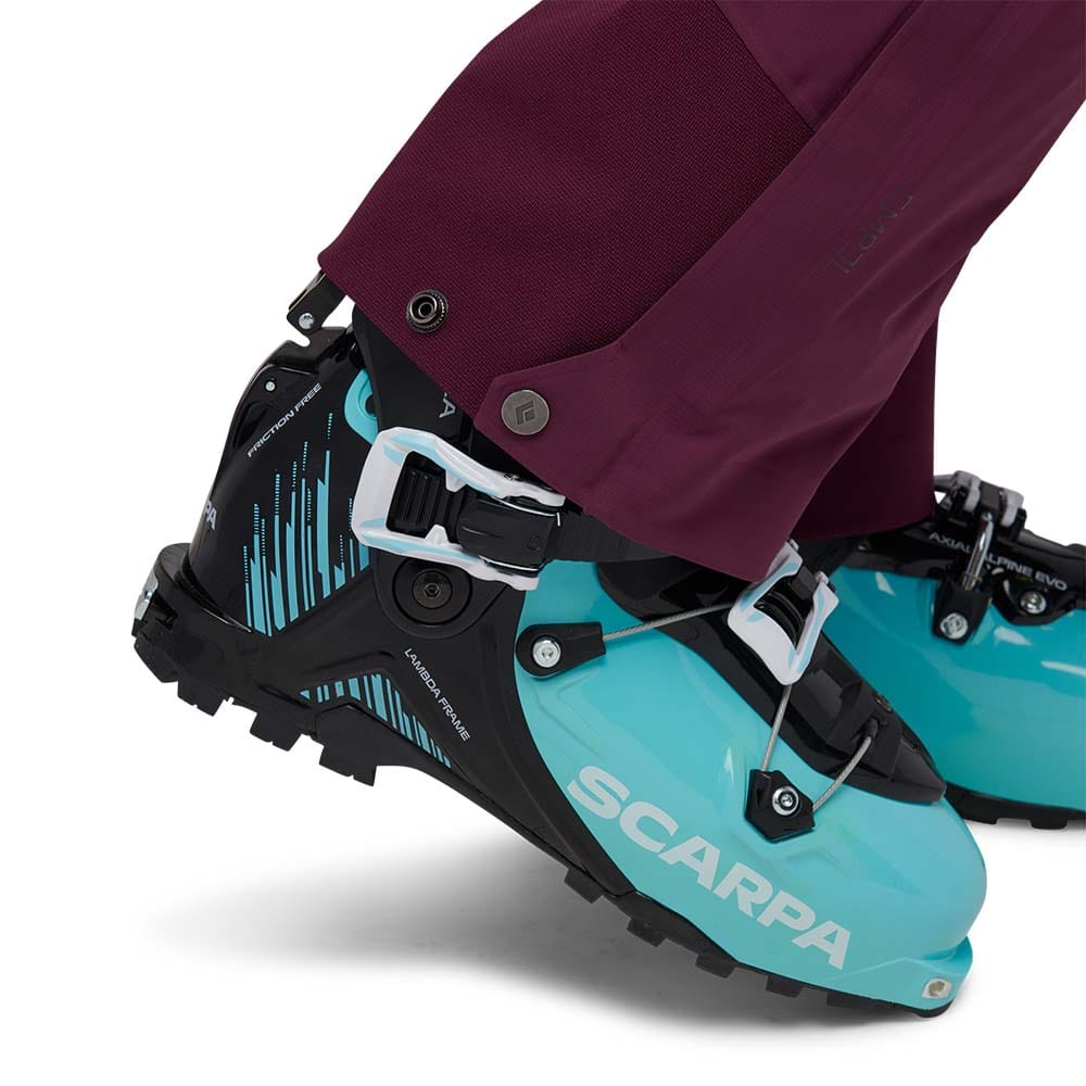 Nærbillede af Black Diamond Dawn Patrol Hybrid Pants (dame)