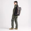 Herschel Little America 30 L hverdagsrygsæk (unisex) på en model