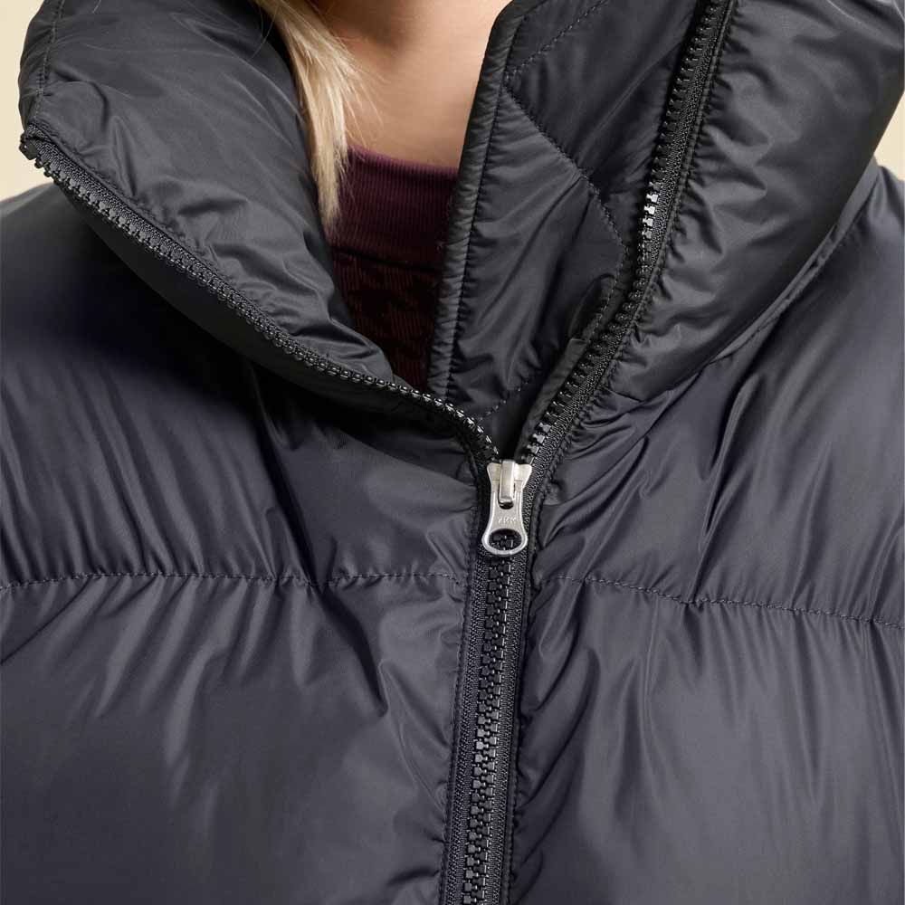 Letgående lynlås på Casall Hero Puffer Jacket vinterjakke (dame)