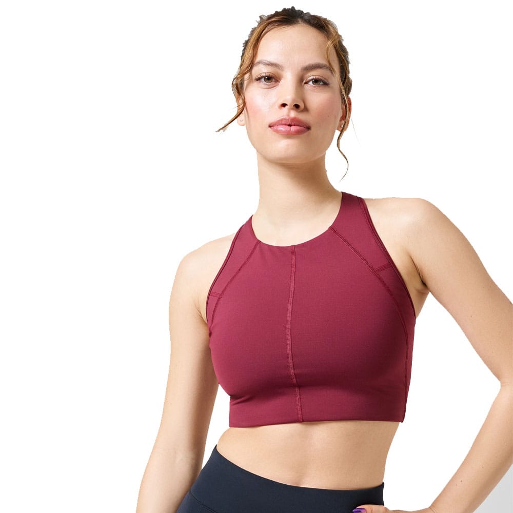 Casall Iconic Wool Lined Sports Bra sports-bh (dame) på en model