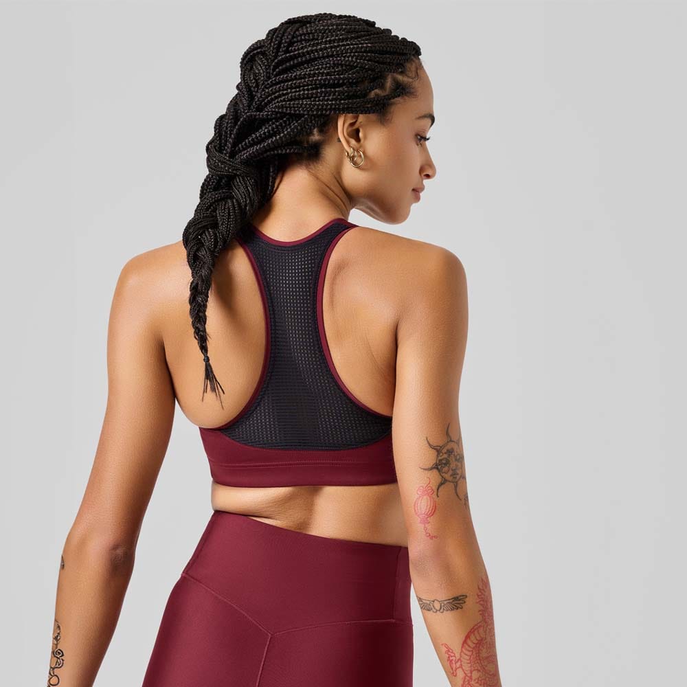 Bagside af Casall Iconic Sports Bra sports-bh (dame) i farven evening red