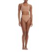 Et matchende sæt med Adidas Scoop Lounge Seamless Bra sports-bh (dame) på en model i farven beaver fur