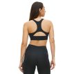Den flotte Röhnisch Flattering Sportsbra (dame) set bagfra på en model
