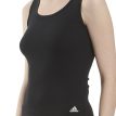 Adidas Tank Top overdel (dame) på en model