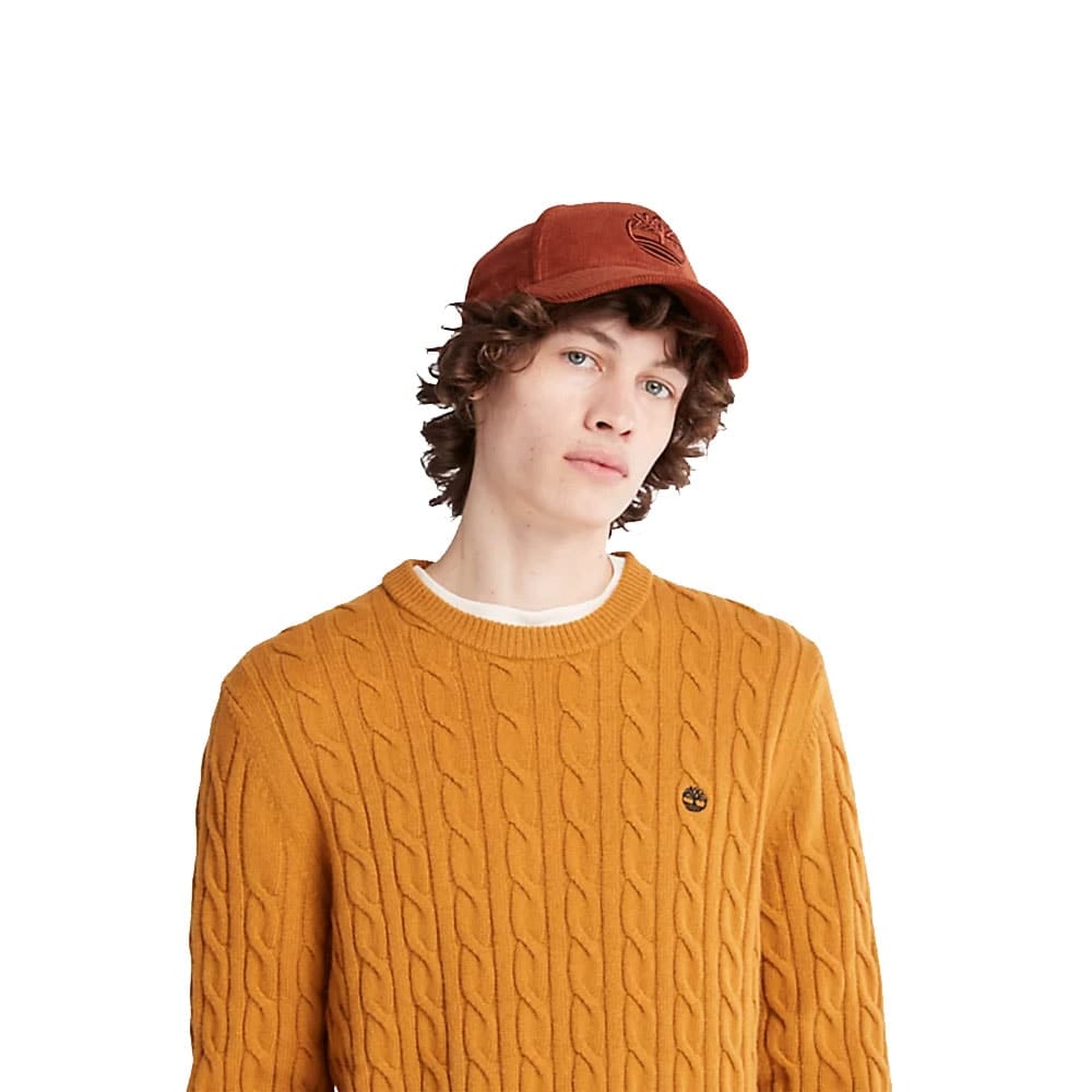 Timberland Phillips Brook lambswool cablecrew sweatshirt (herre) på en model, der kigger ind i kameraet