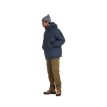 En model bærer en varm Timberland Down Puffer Parka vinterjakke (Herre)