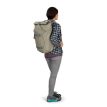 Osprey Metron Roll Top 22L rygsæk (unisex) på en model