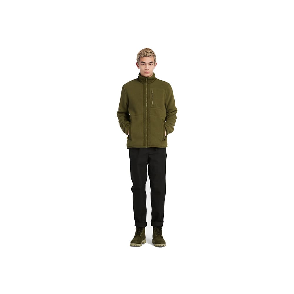 En model bærer Timberland High-Pile Fleece jakke (herre)