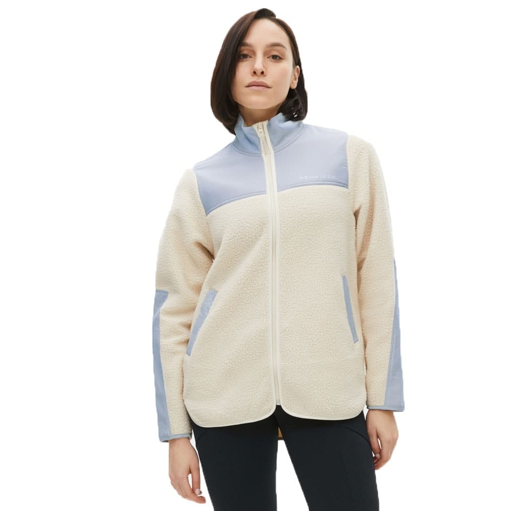 en vindafvisende og flot Röhnisch Phoebe Blocked Pile Jacket (dame) på model