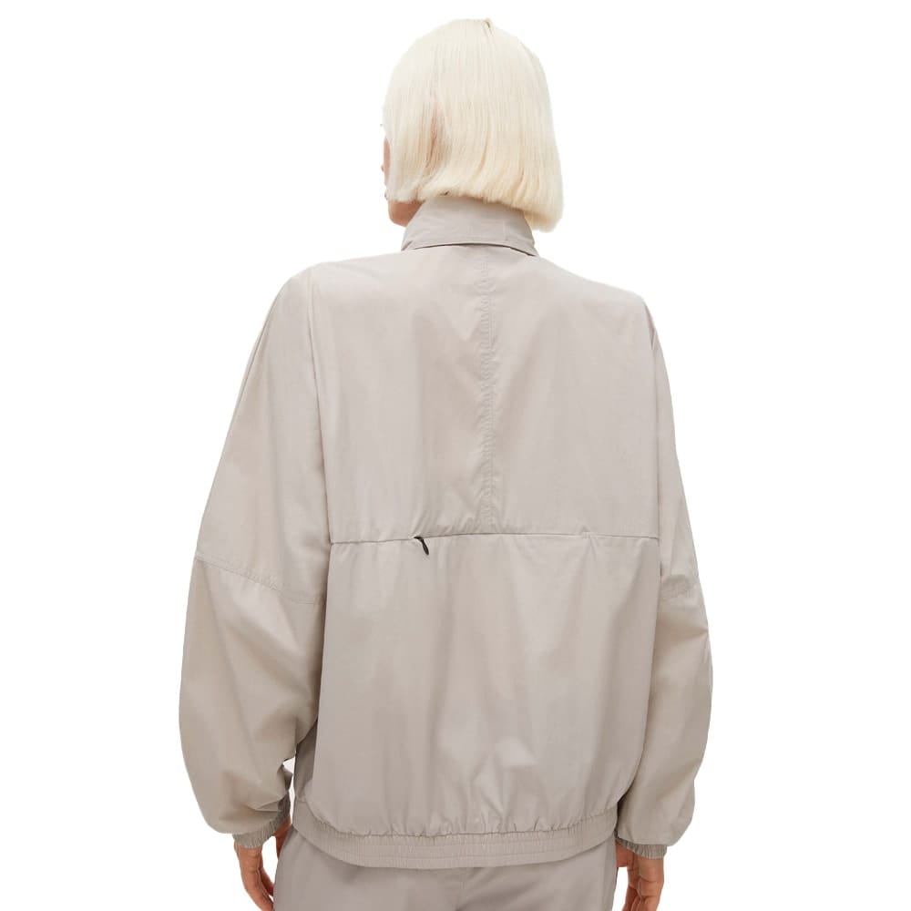 Bagside af en vindtæt og praktisk Röhnisch Frankie Wind Jacket vindjakke (dame)