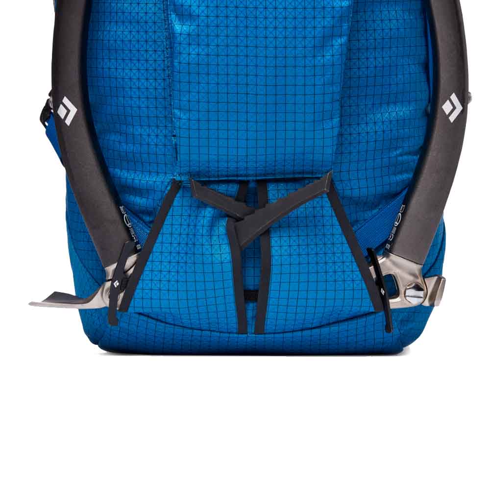 Bagsiden af Black Diamond Mission 75 rygsæk