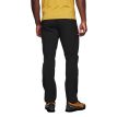 Bagsiden af Black Diamond Technician Alpine Pants bukser til herre.