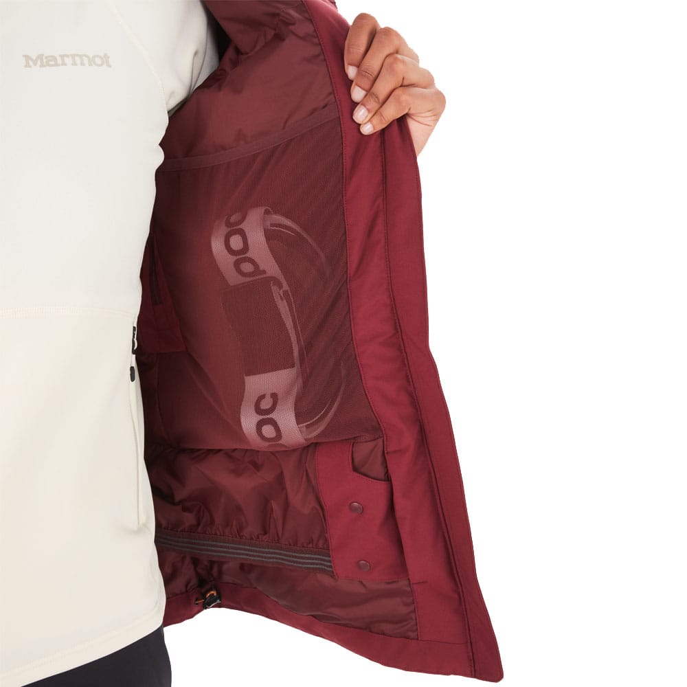 Nærbillede af indersiden af Wm’s Refuge Jacket fra Marmot med rummelig inderlomme.