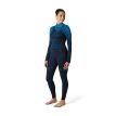Kvinde iført varme uldunderbukser Smartwool Intraknit Merino 200 fra Smartwool.