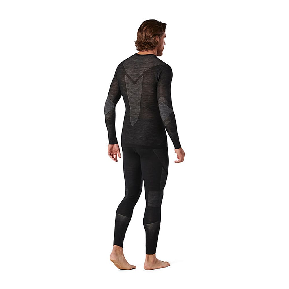 Bagsiden af funktionel uldundertøjstrøje Intraknit Merino 200 Crew til herre fra Smartwool.