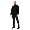 Mand iført Farhult Pile Jacket pilejakke fra Tretorn.