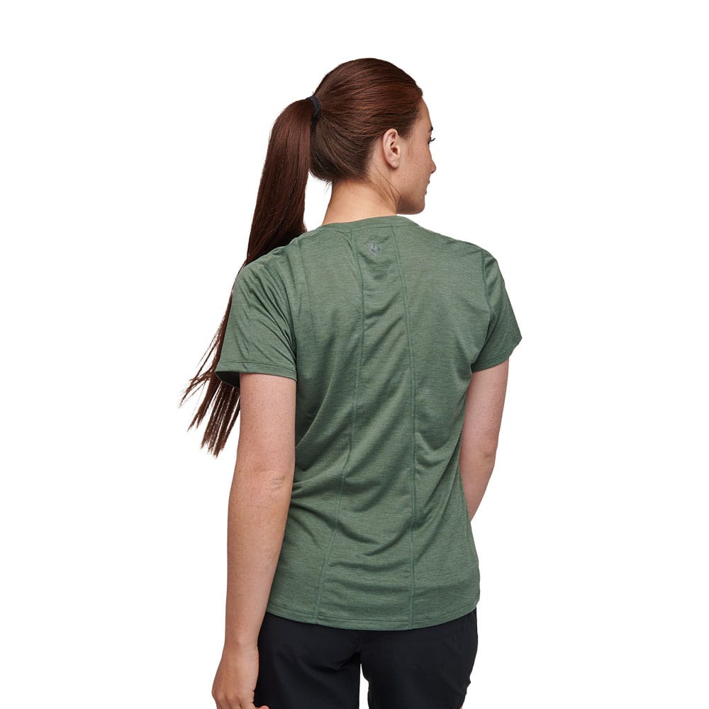 Bagsiden af T-shirt fra Black Diamond Lightwire Tech laurel green