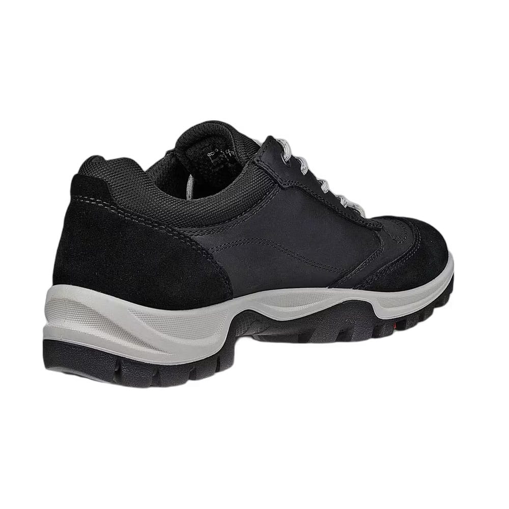 ECCO Xpedition lll Low sneaker (dame) set skråt bagfra