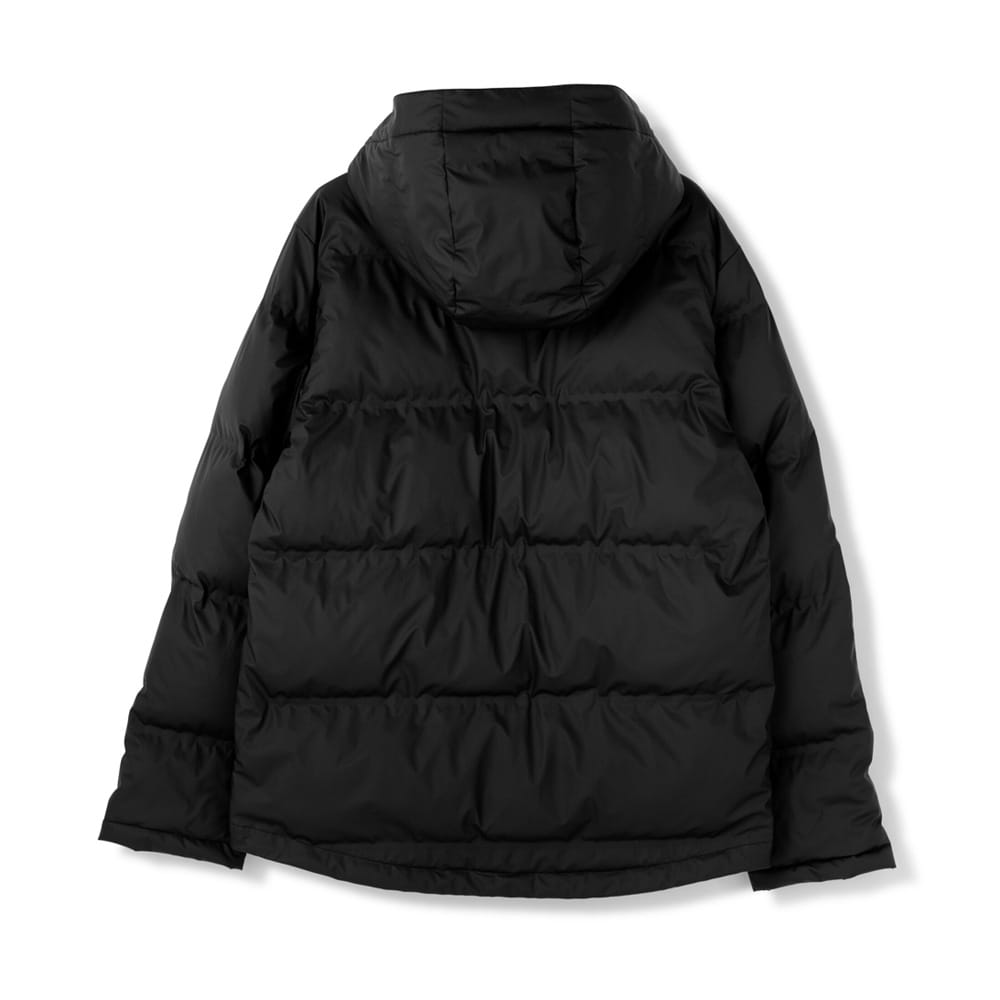 Bagsiden af Tretorn Baffle Jacket.