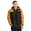 en åben Timberland Durable Water Repellent Puffer Jacket vinterjakke (herre) på en model