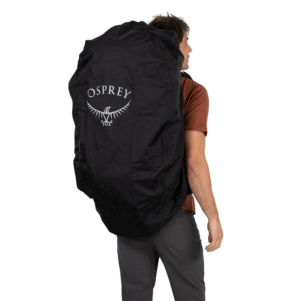 Osprey Farpoint Trek 70 musta suojapussilla