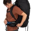 Osprey Farpoint Trek 70 musta mallilla
