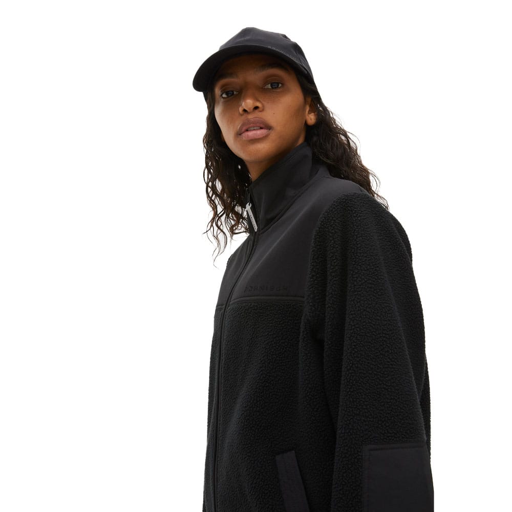 Röhnisch Phoebe Pile Jacket fleecetakki (naiset) mallilla