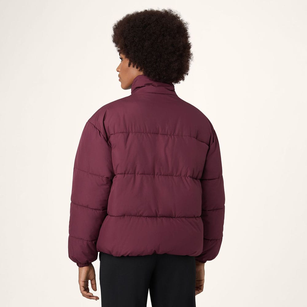 Fila Cimone relaxed puffer jacket talvitakin (naiset) takaosa mallilla