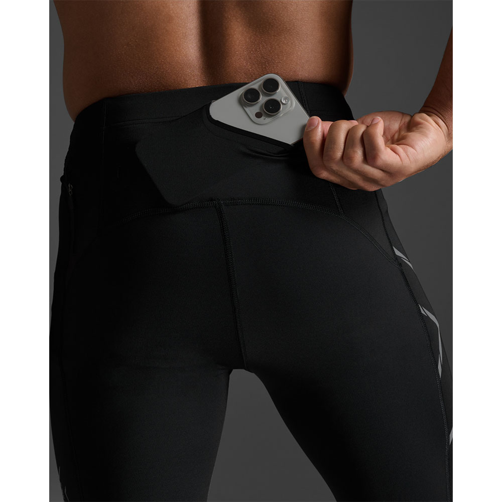2XU Light Speed Compression Shorts (miehet) mustana