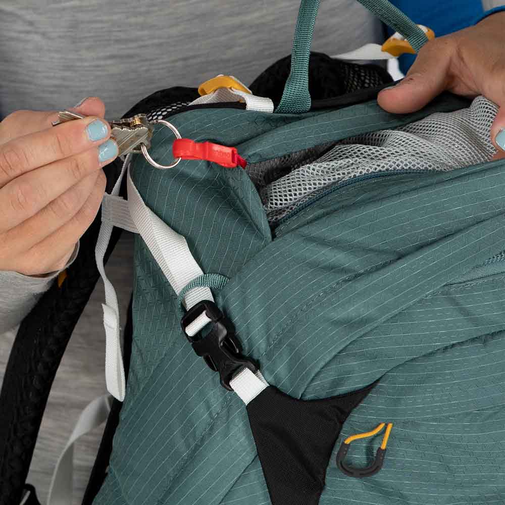 Osprey Sirrus 24L päivärepun (naiset) avainpidike