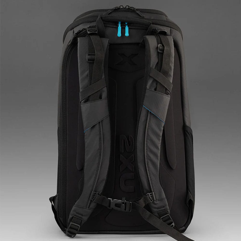 olkahihnat 2XU Transition Backpack repussa (unisex)