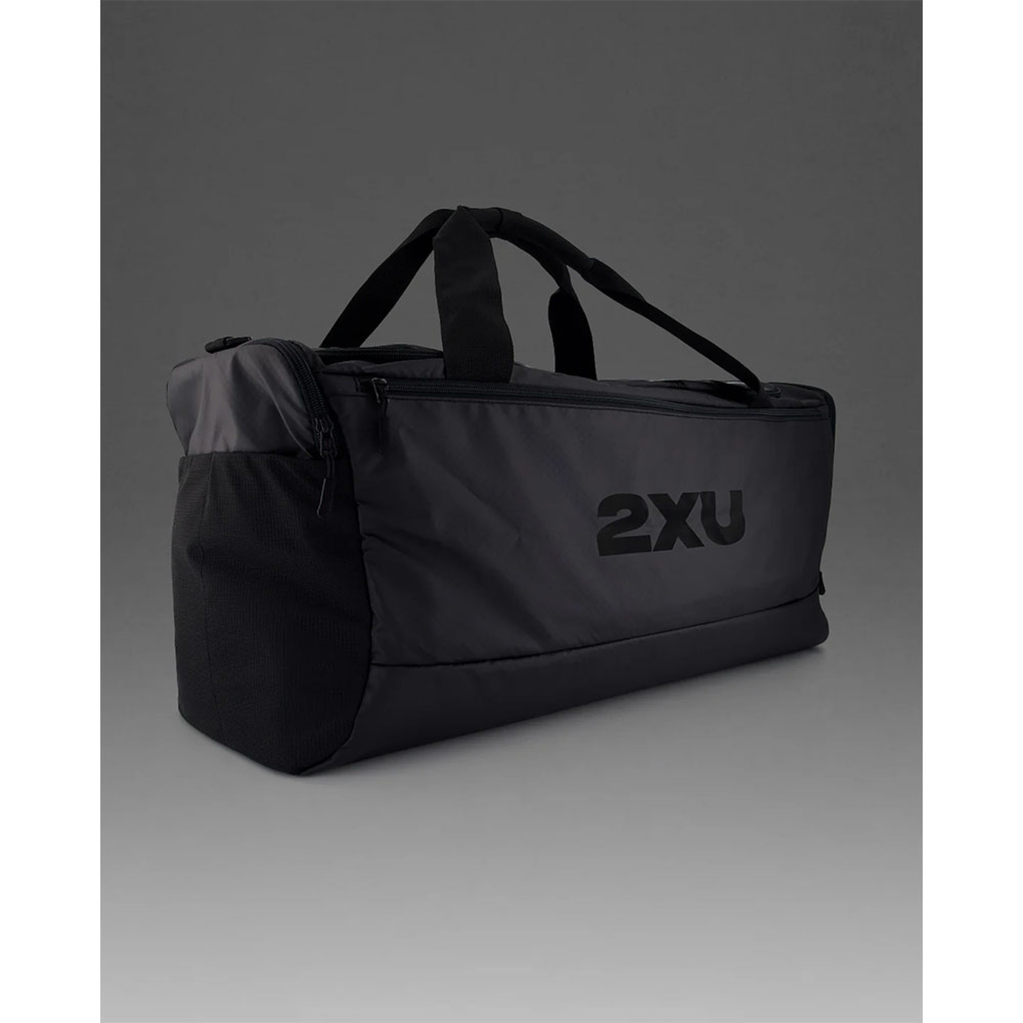 2XU Gym Bag 60L treenilaukku (unisex)