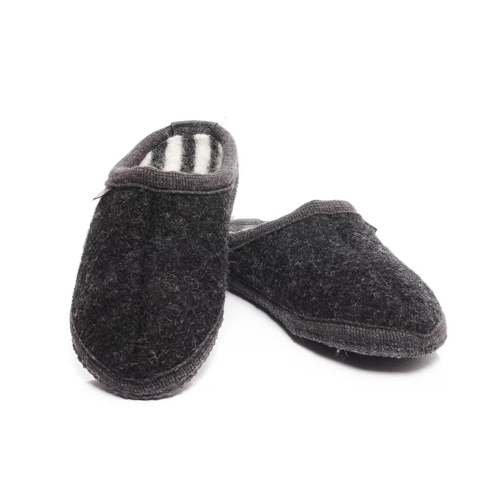 Ulle Stripe tossut (unisex) naisille ja miehille