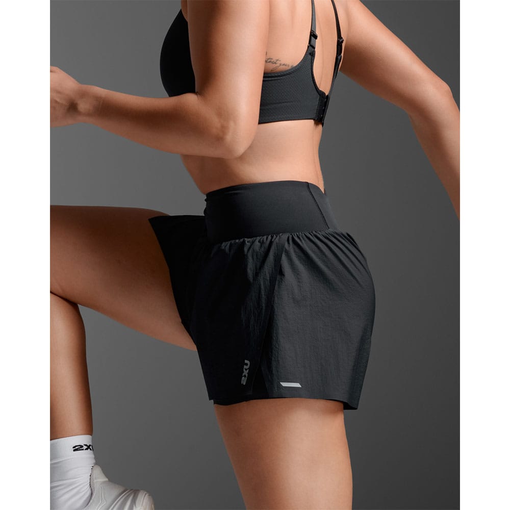 2XU Aero Hi-Rise 2-in-1 3 inch Shorts (naiset) musta