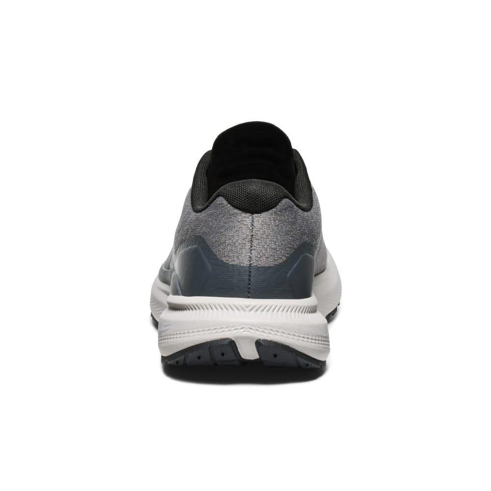 Keen WK500 tennareiden (miehet) takaosa
