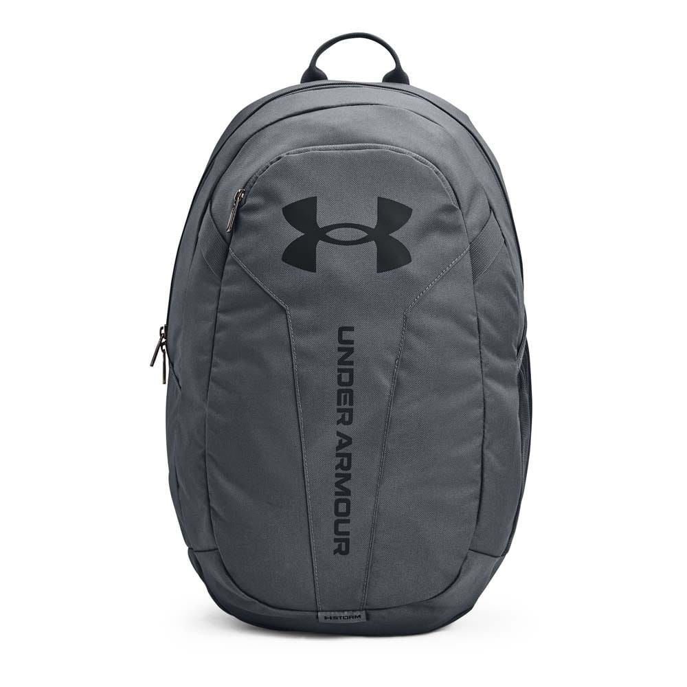Under Armour Hustle Lite arkireppu (unisex) värissä Pitch Gray