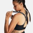 malli yllään Under Armour UA Infinity High 2.0 Bra urheiluliivit (naiset)